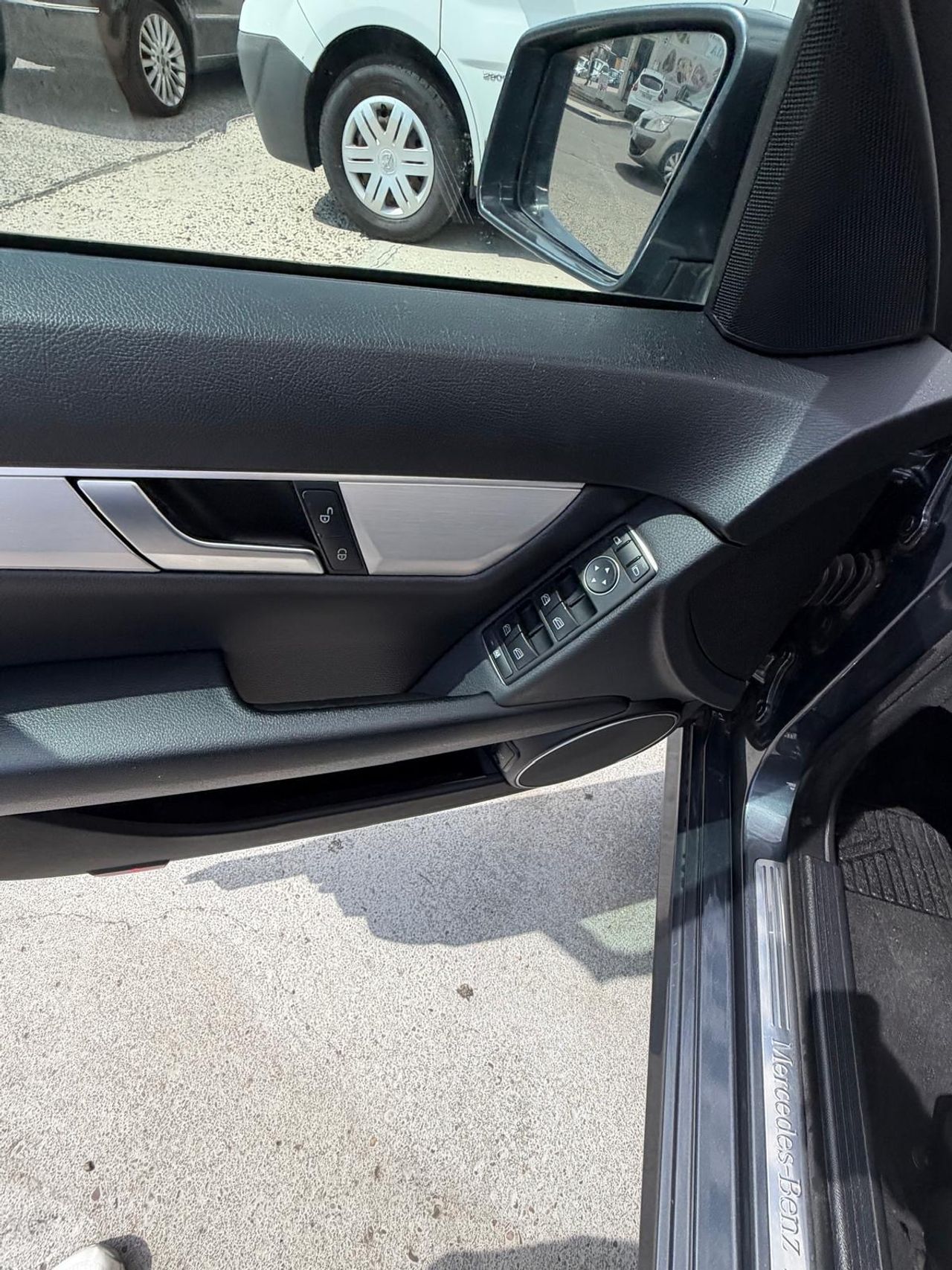 Mercedes Clase C C 200 CDI BlueEFFICIENCY Berlina - Foto 15