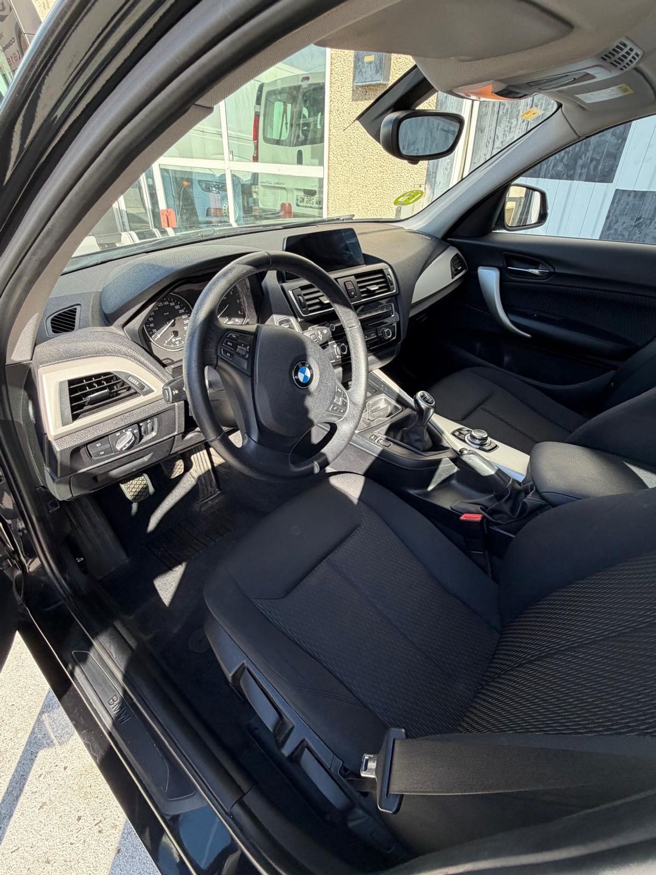 BMW Serie 1 116d 5p EfficientDynamics - Foto 12