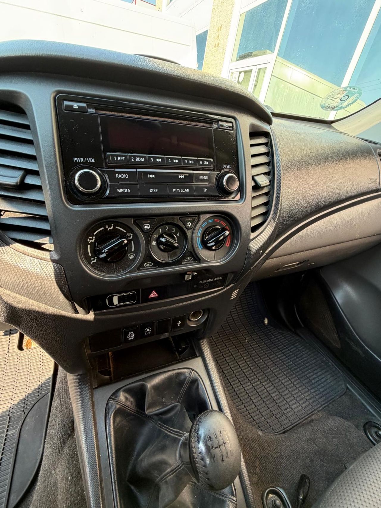 Mitsubishi L200 Double Cab 250 DI-D Motion - Foto 14