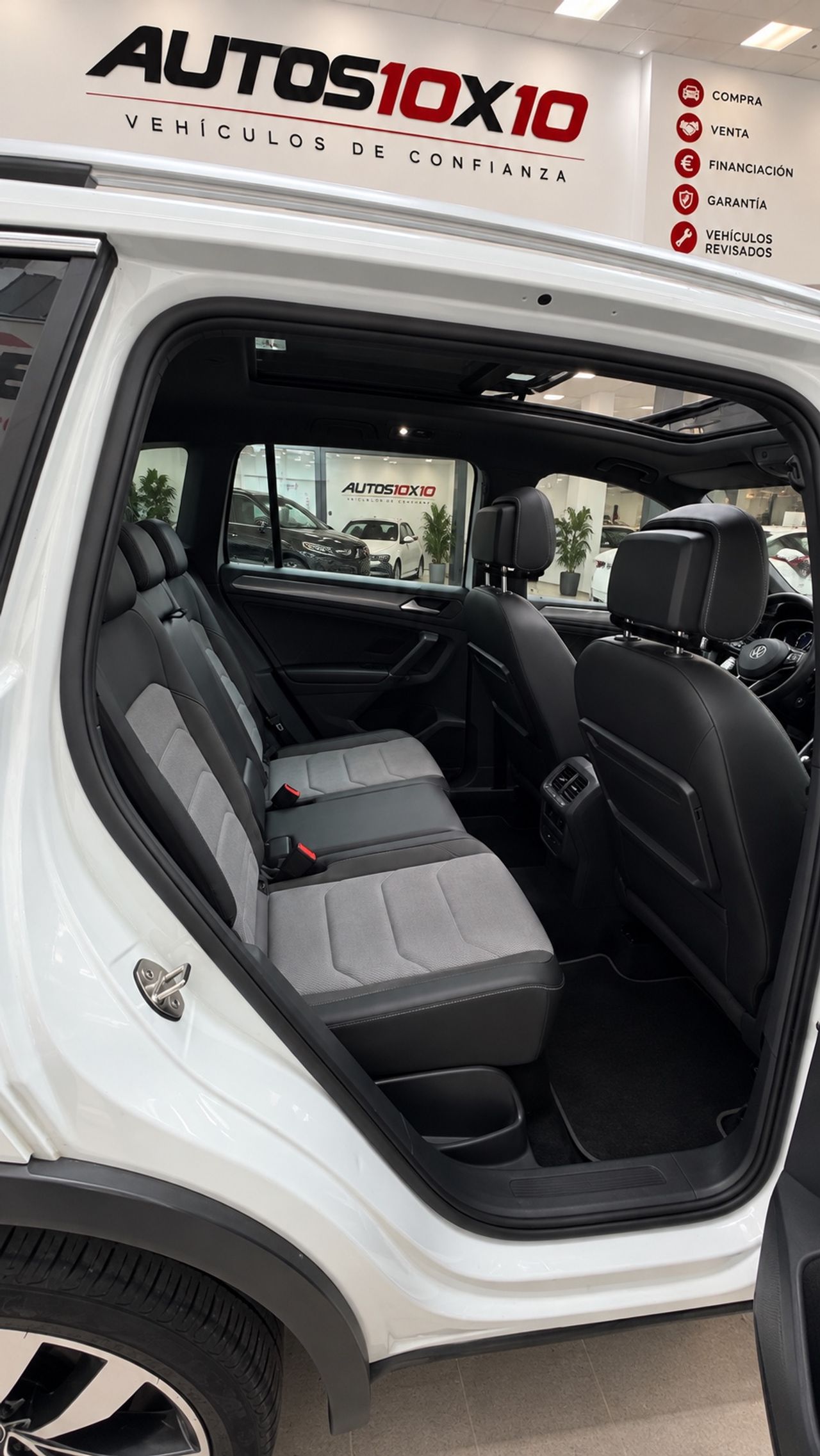 Volkswagen Tiguan R LINE 4MOTION 240CV - Foto 8