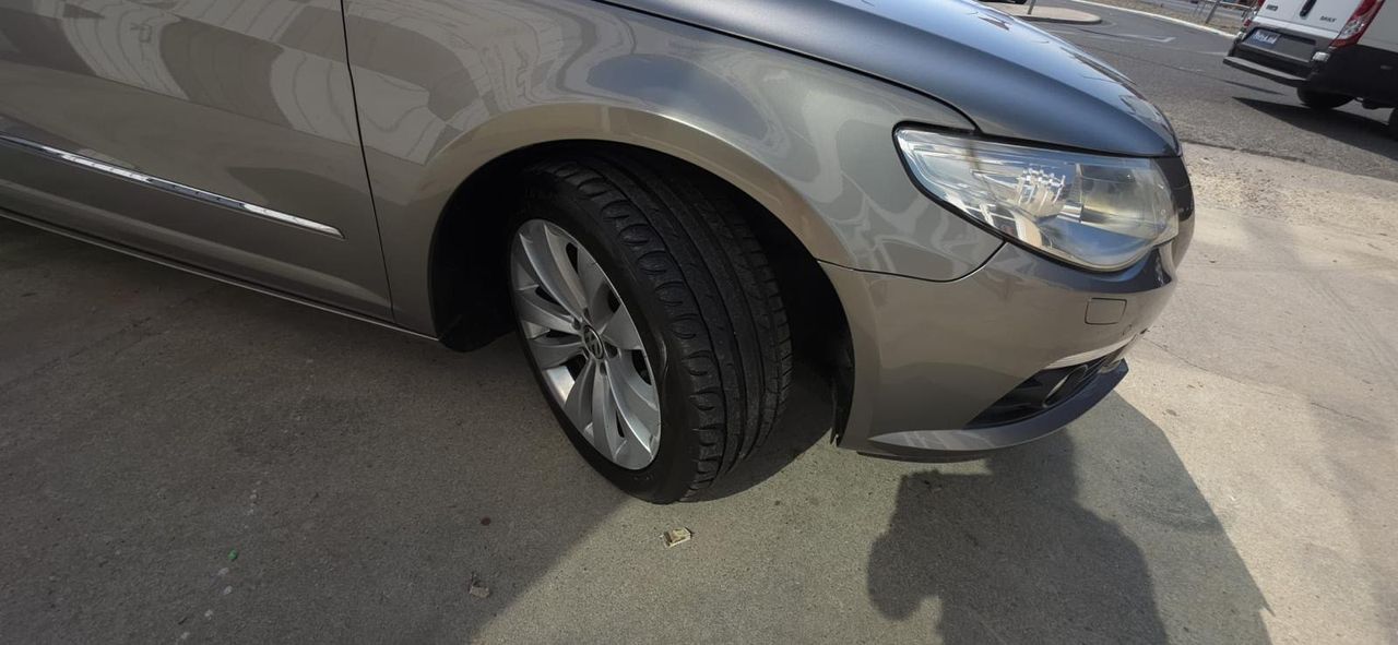 Volkswagen Passat CC 1.8 gasolina 160cv - Foto 4