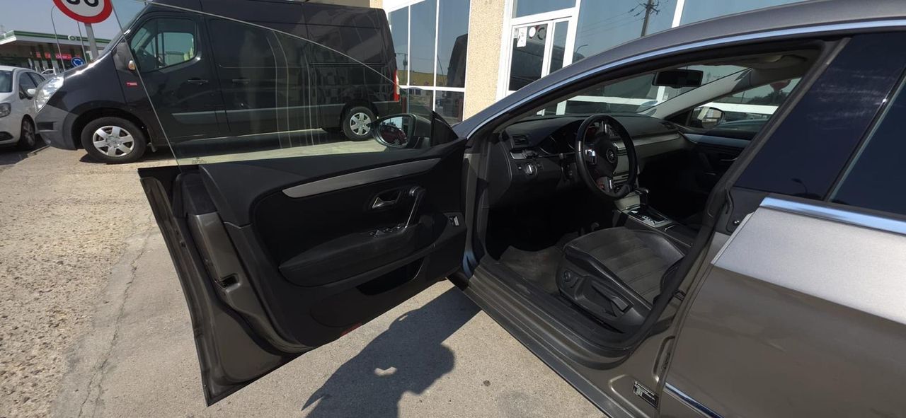 Volkswagen Passat CC 1.8 gasolina 160cv - Foto 11