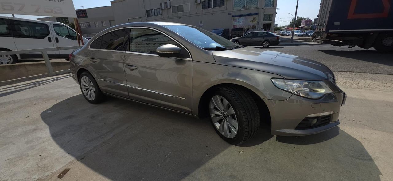 Volkswagen Passat CC 1.8 gasolina 160cv - Foto 3