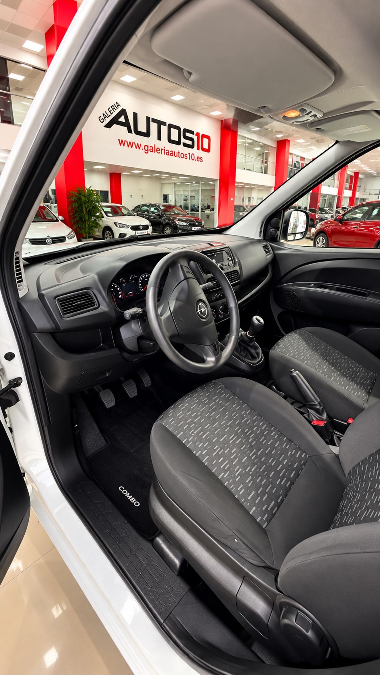 Opel Combo 75cv - Foto 8