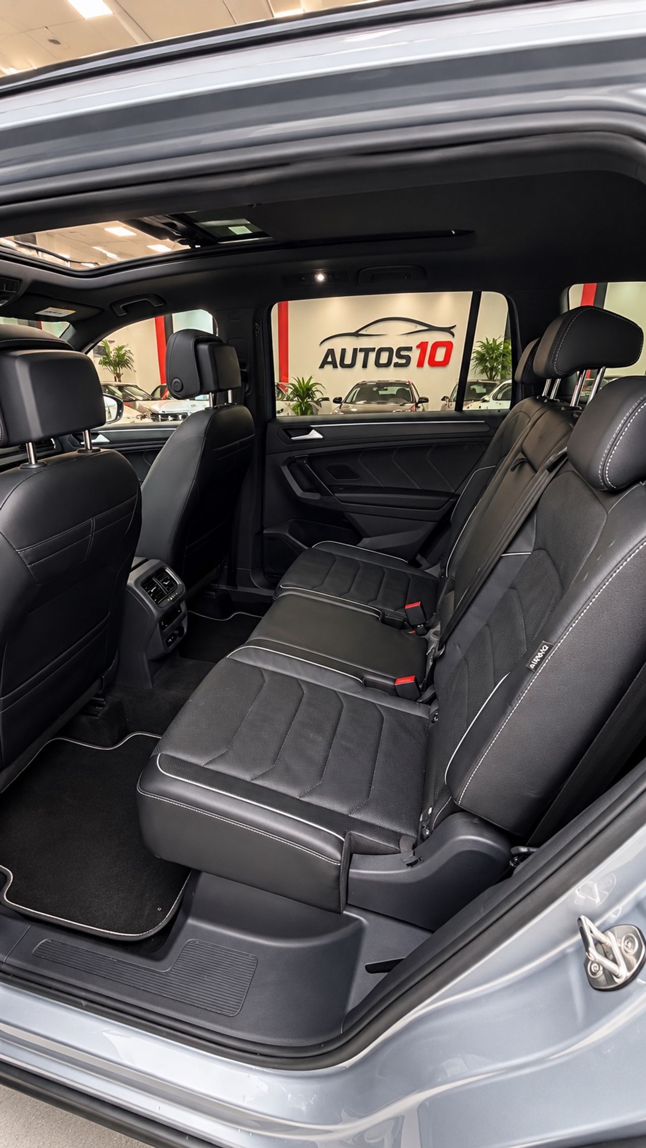 Volkswagen Tiguan Allspace R-Line 2.0 TDI 147 kW rl ine 7 plazas 200cv - Foto 9