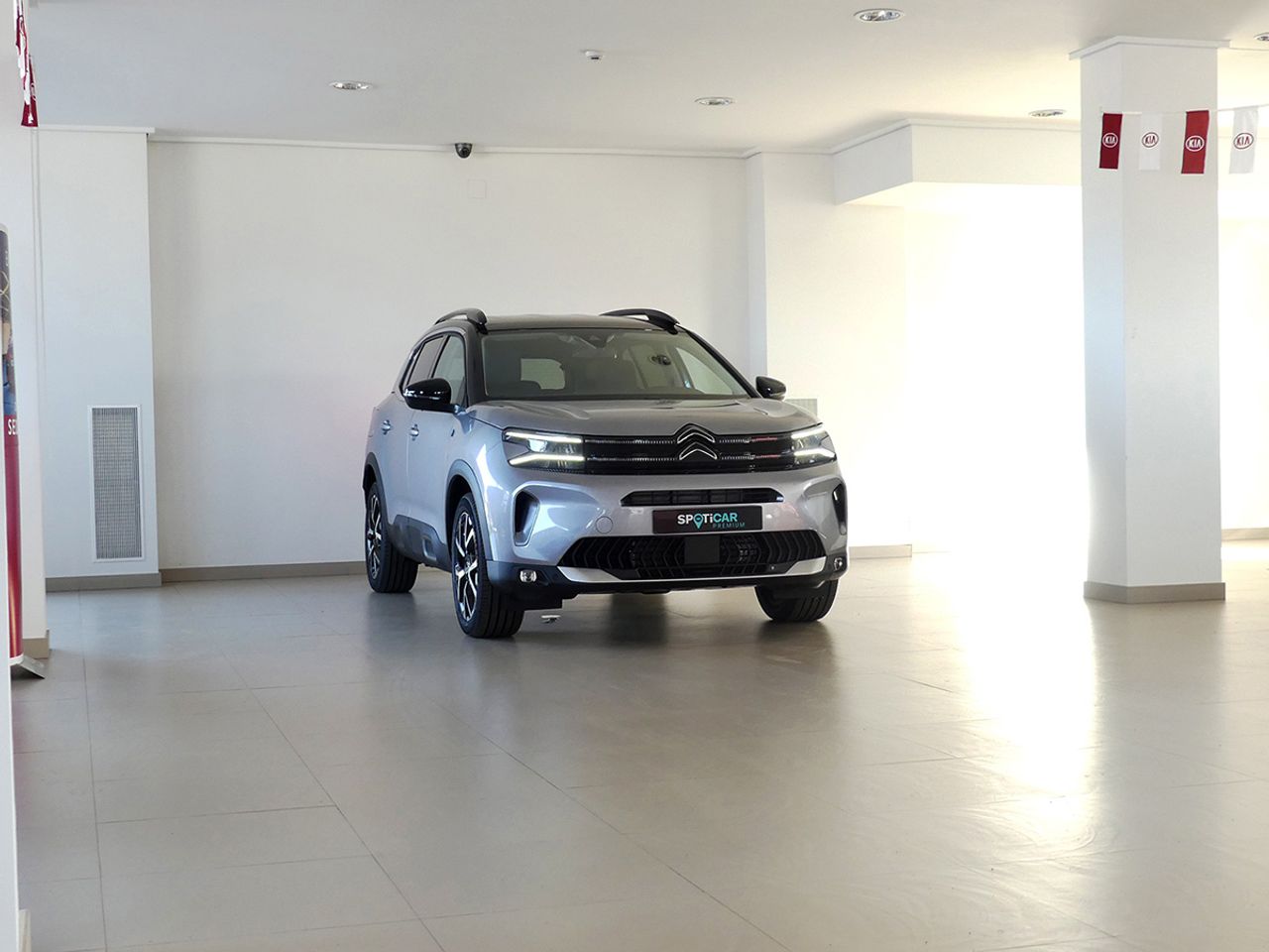 Citroën C5 Aircross 1.6 HYBRID 225CV SHINE PACK AUTO 5P - foto 2