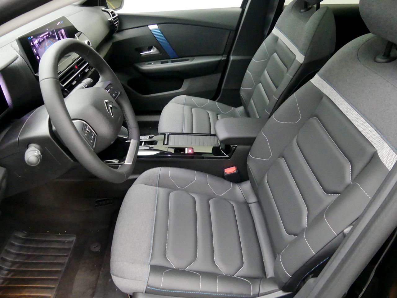 Citroën C4 BEV 50 KWH ELECTRIC SHINE 136 5P - foto 16