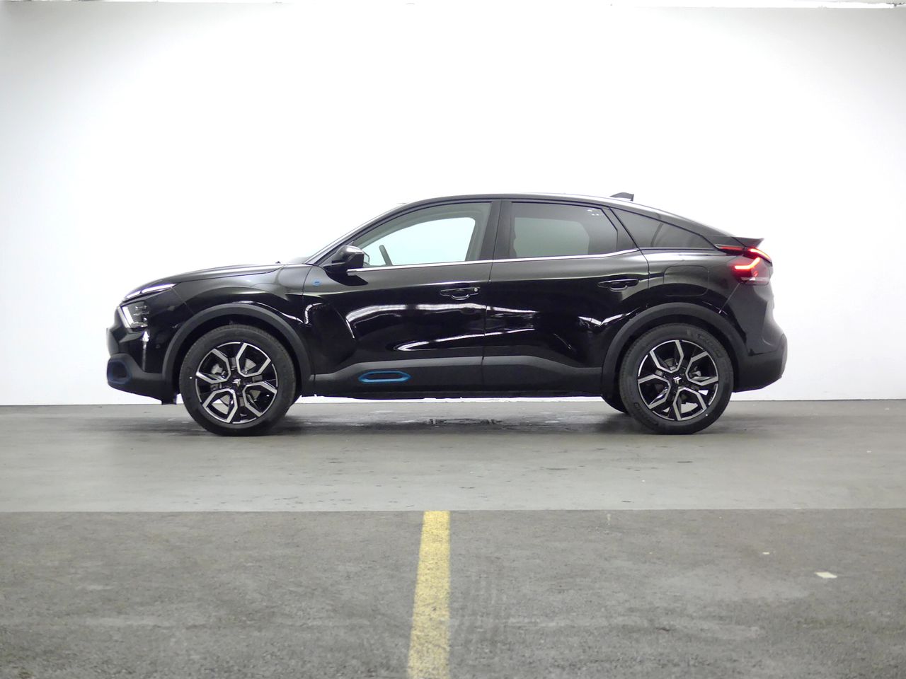 Citroën C4 BEV 50 KWH ELECTRIC SHINE 136 5P - foto 6