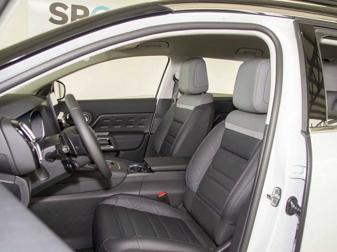 Citroën C5 Aircross 1.6 PHEV 225 SHINE PACK AUTO 225CV 5P - foto 11