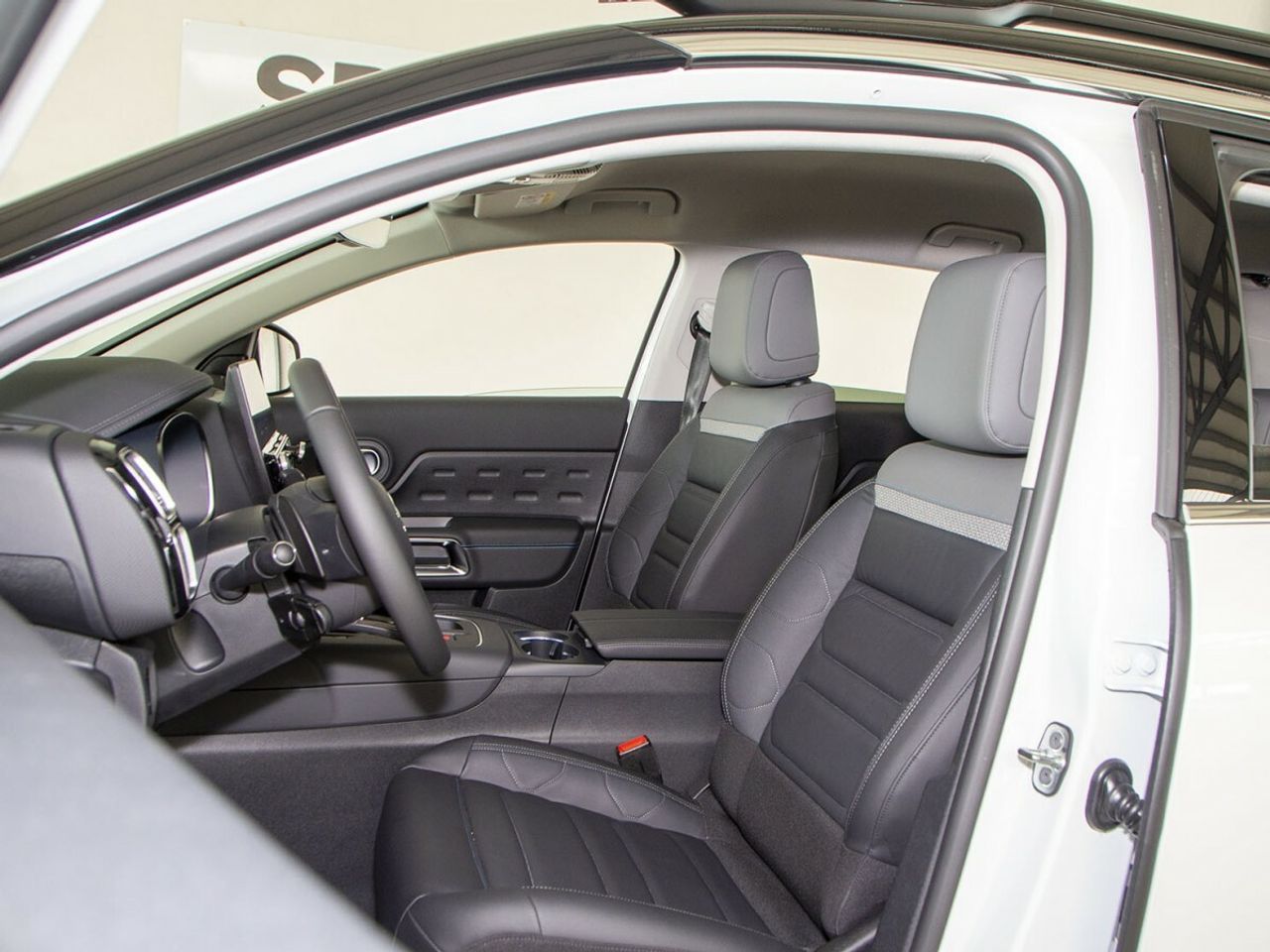 Citroën C5 Aircross 1.6 PHEV 225 SHINE PACK AUTO 225CV 5P - foto 16