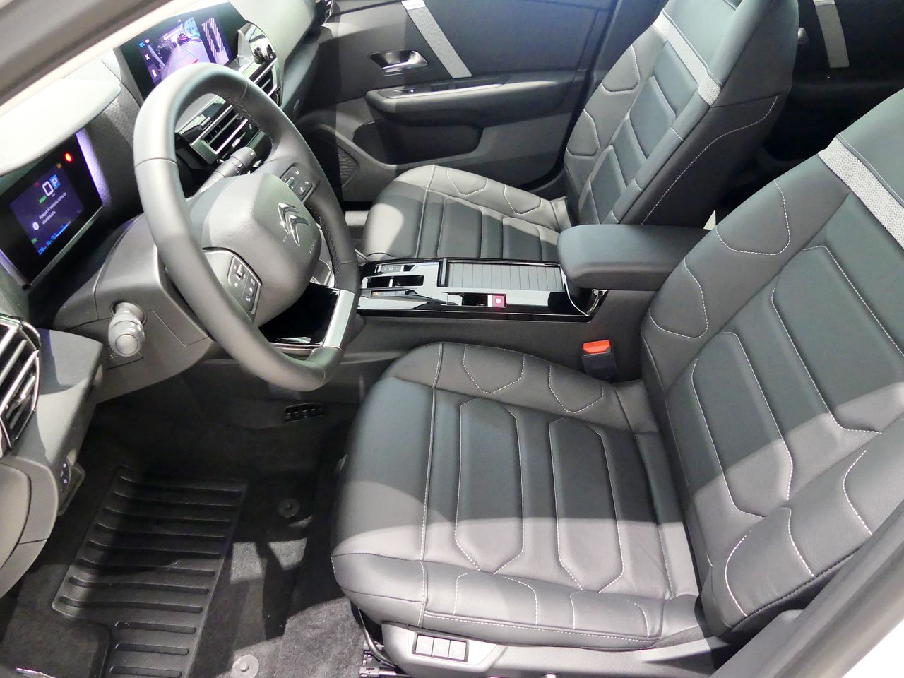 Citroën C4 X BEV 50 KWH ELECTRIC SHINE 136CV 4P - foto 16