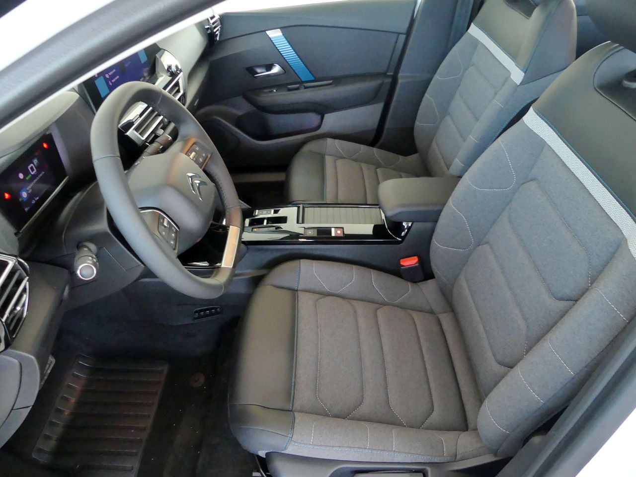 Citroën C4 BEV 50 KWH ELECTRIC FEEL PACK 136CV 5P - foto 16