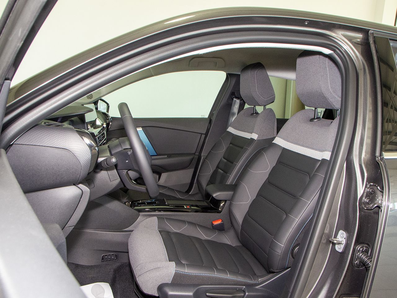 Citroën C4 X BEV 50 KWH ELECTRIC SHINE 136 4P - foto 18