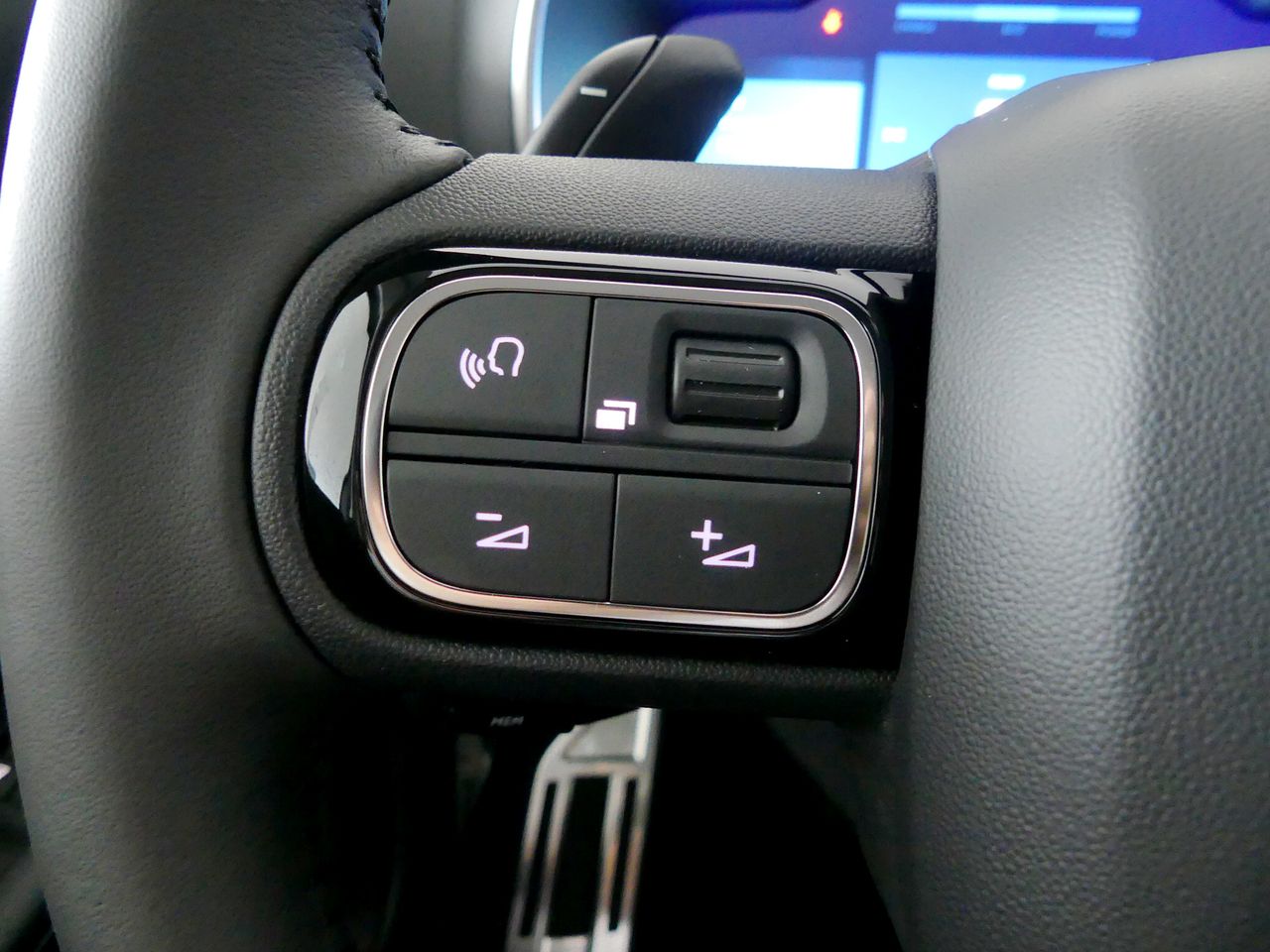 Citroën C5 Aircross 1.6 HYBRID 225 SHINE PACK AUTO 225 5P - foto 19