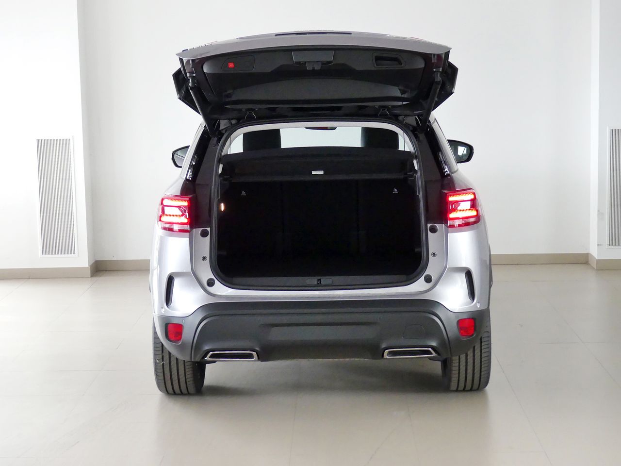 Citroën C5 Aircross 1.6 HYBRID 225 SHINE PACK AUTO 225 5P - foto 8