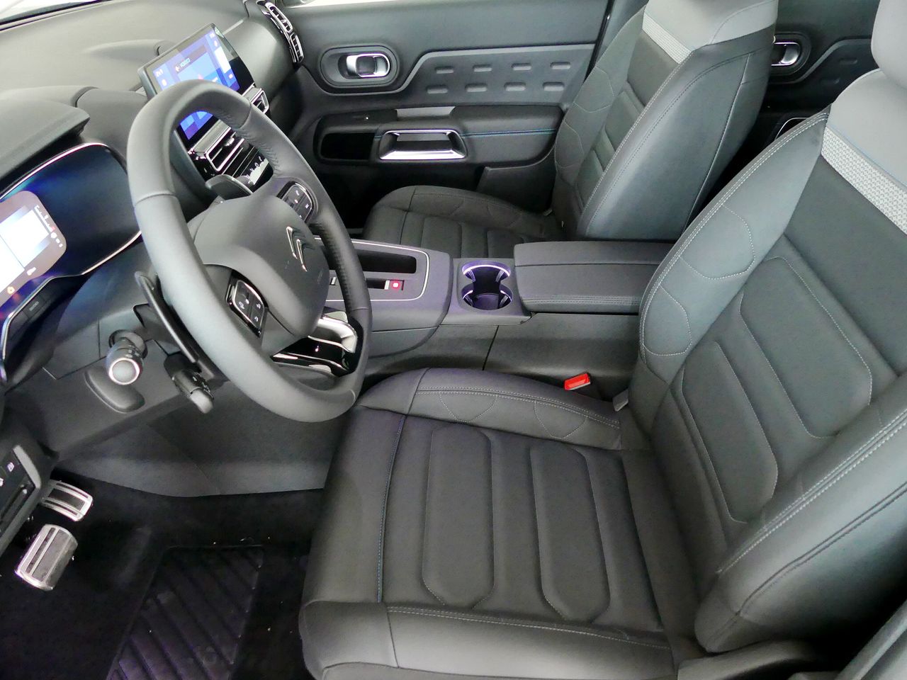 Citroën C5 Aircross 1.6 HYBRID 225 SHINE PACK AUTO 225 5P - foto 14