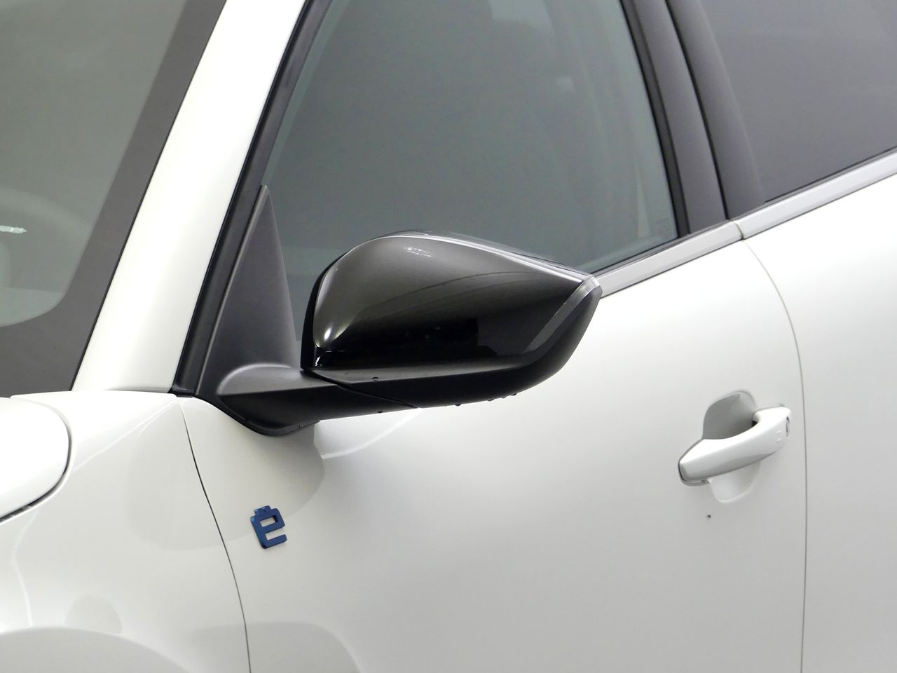 Citroën C4 X BEV 100 KWH ELECTRIC SHINE 136 4P - foto 14