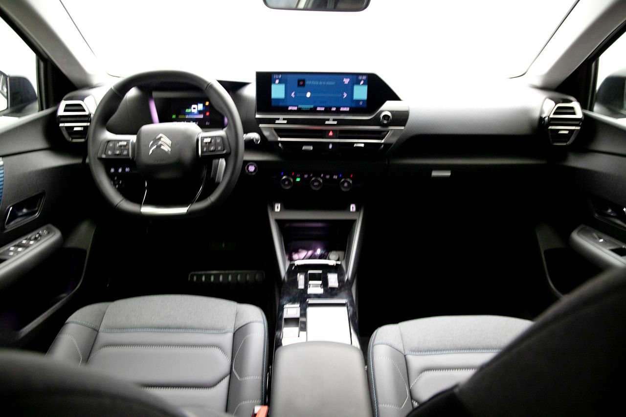 Citroën C4 BEV 50 KWH ELECTRIC SHINE 136 5P - foto 17