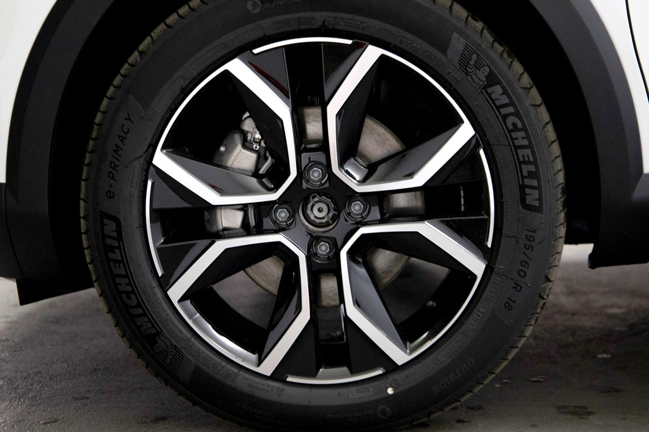 Citroën C4 BEV 50 KWH ELECTRIC SHINE 136 5P - foto 10