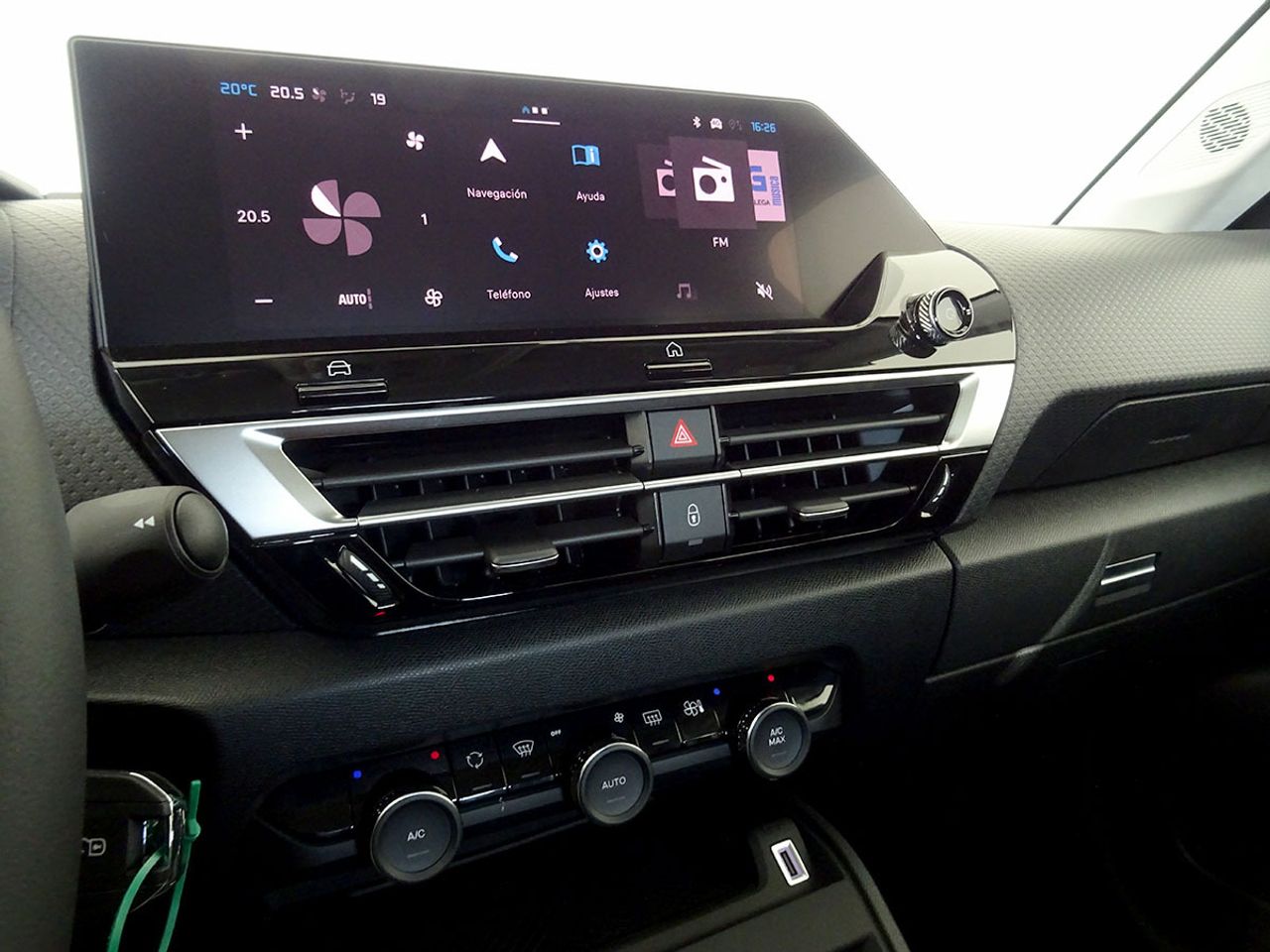 Citroën C4 BEV 50 KWH ELECTRIC C-SERIES 136 5P - foto 17