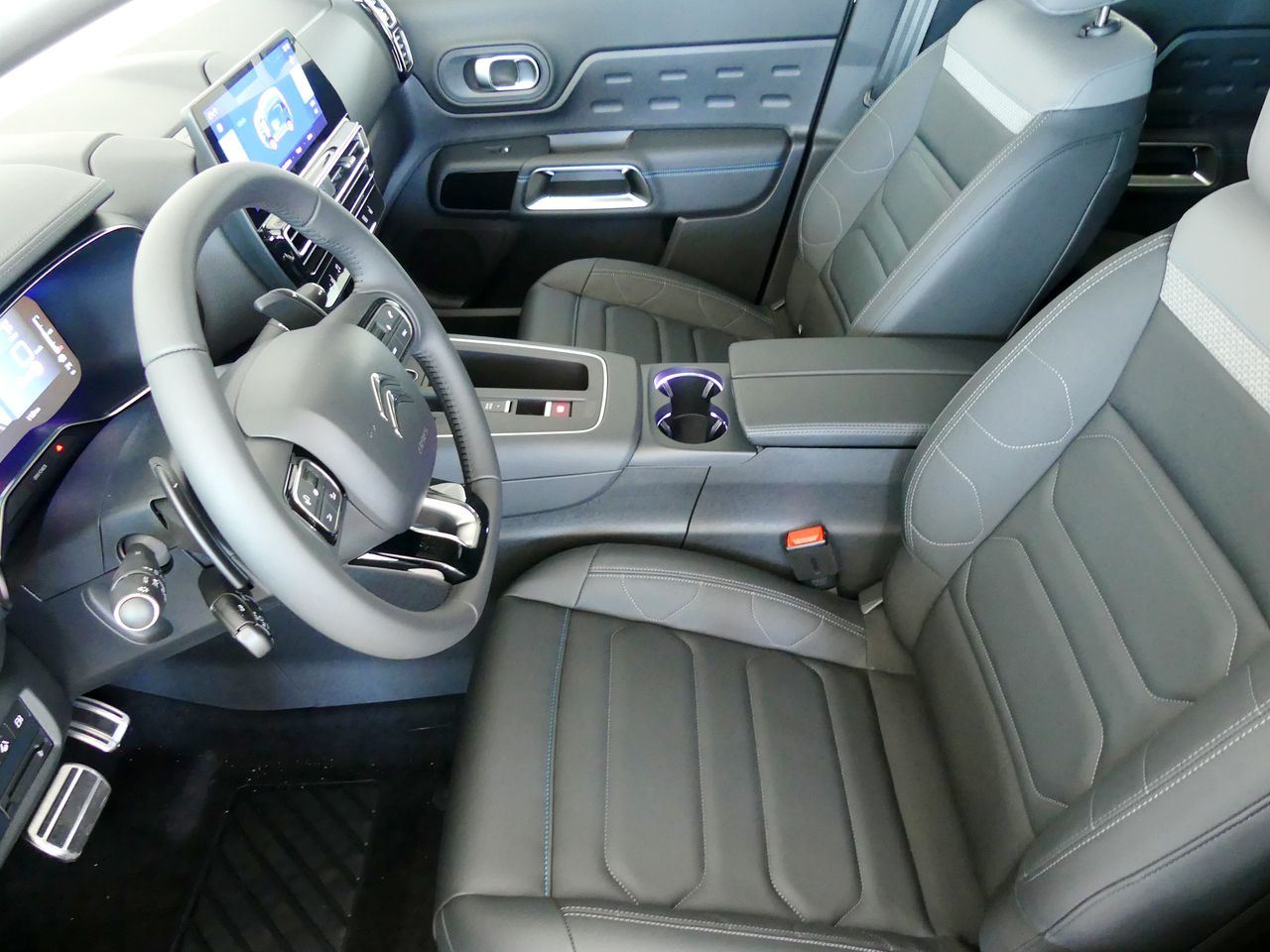 Citroën C5 Aircross 1.6 HYBRID 225 SHINE PACK AUTO 225 5P - foto 16