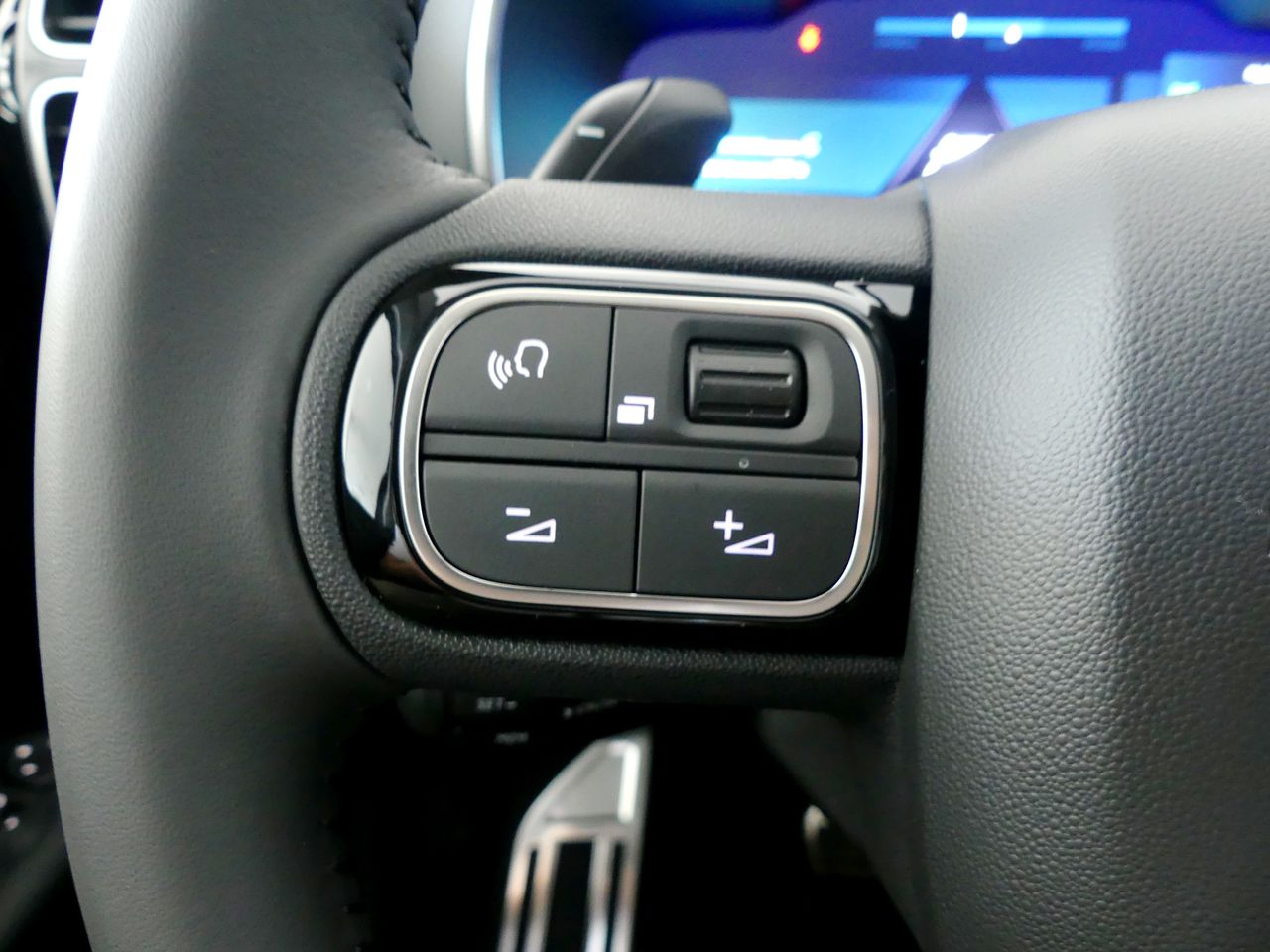 Citroën C5 Aircross 1.6 HYBRID 225 SHINE PACK AUTO 225 5P - foto 19