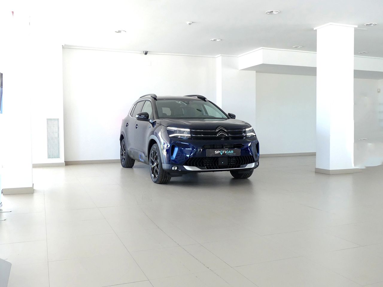 Citroën C5 Aircross 1.6 HYBRID 225 SHINE PACK AUTO 225 5P - foto 2