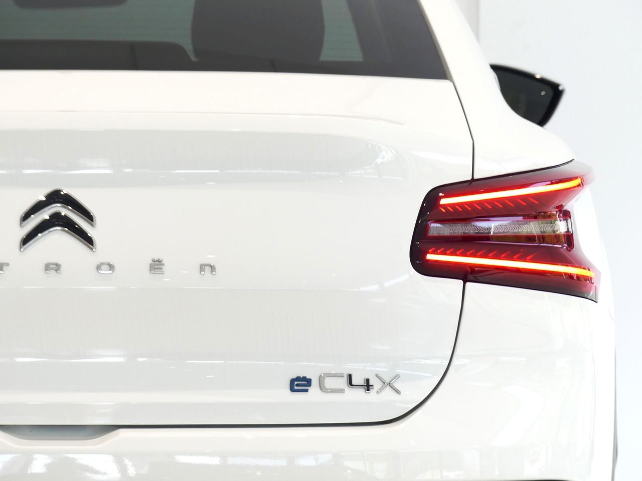 Citroën C4 X BEV 50 KWH ELECTRIC SHINE 136CV 4P - foto 11