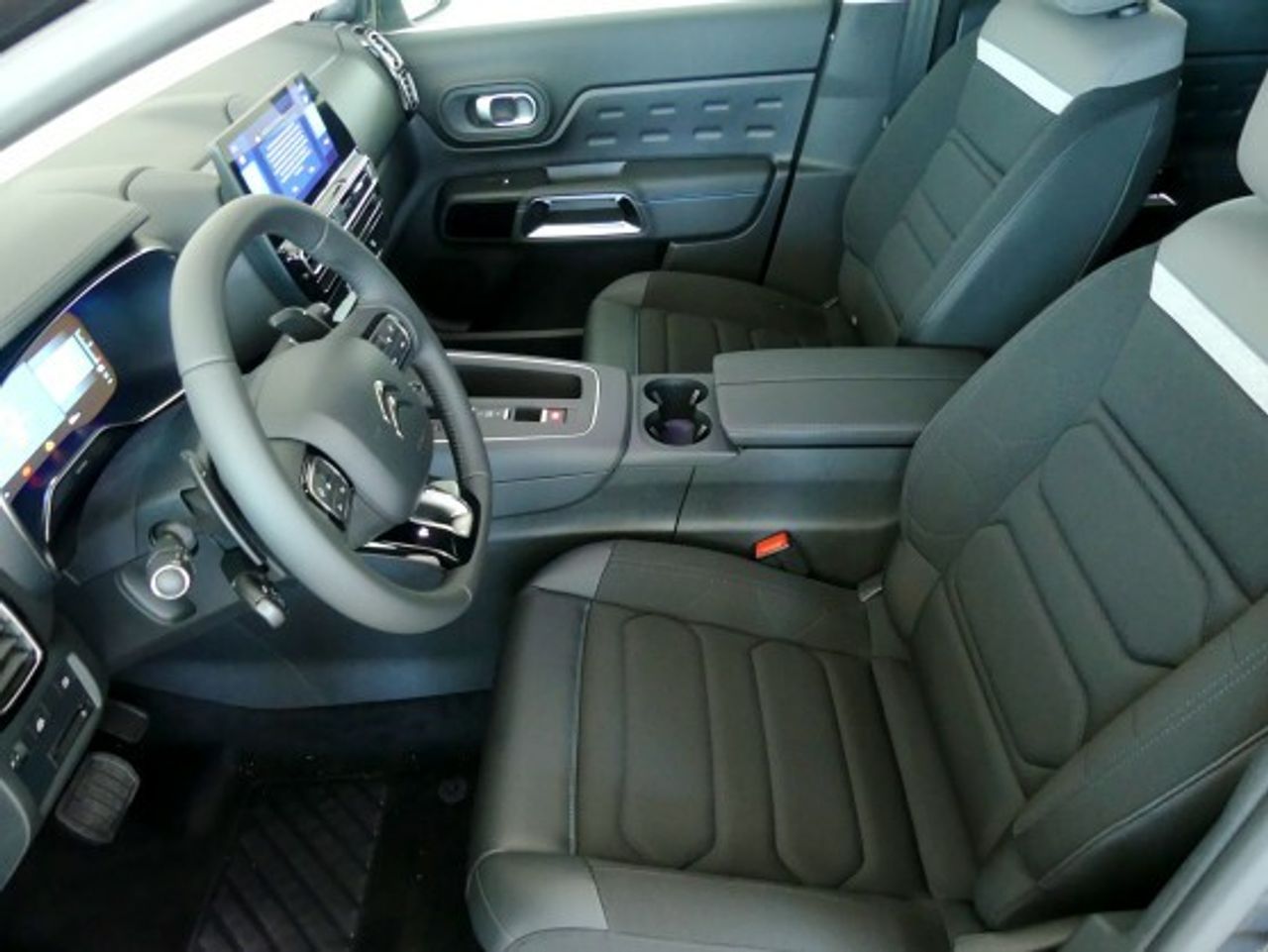 Citroën C5 Aircross 1.6 PHEV FEEL PACK AUTO 180CV 5P - foto 19