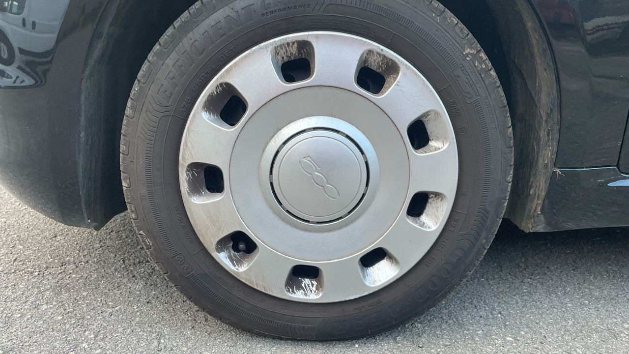 Fiat 500 1.0 MHEV MONOTRIM 70CV 3P - foto 10