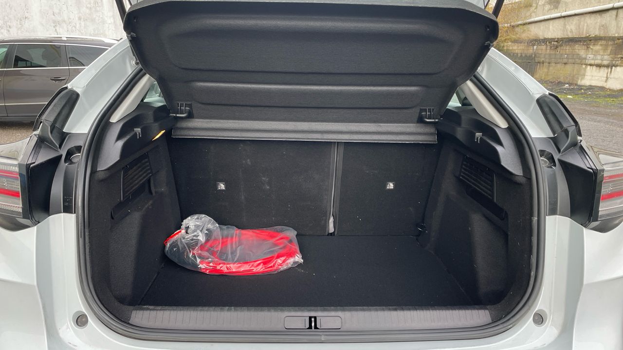 Citroën C4 BEV 54KWH 115KW PLUS 156 5P - foto 9