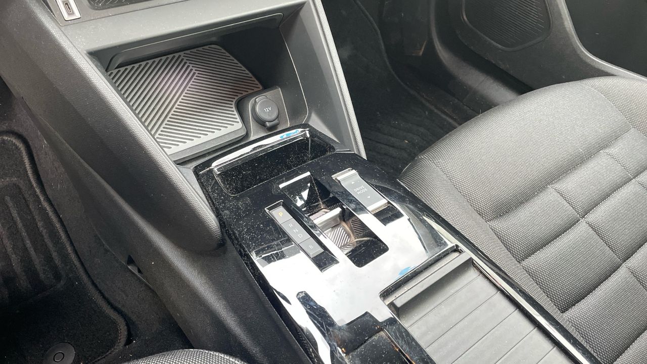 Citroën C4 BEV 54KWH 115KW PLUS 156 5P - foto 16