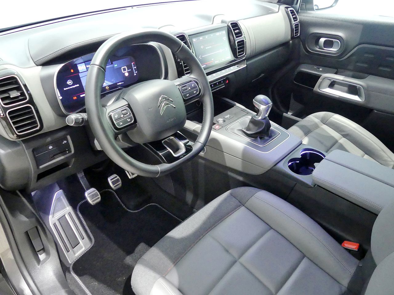 Citroën C5 Aircross 1.6 HYBRID 225CV SHINE AUTO 165KW 5P - foto 14