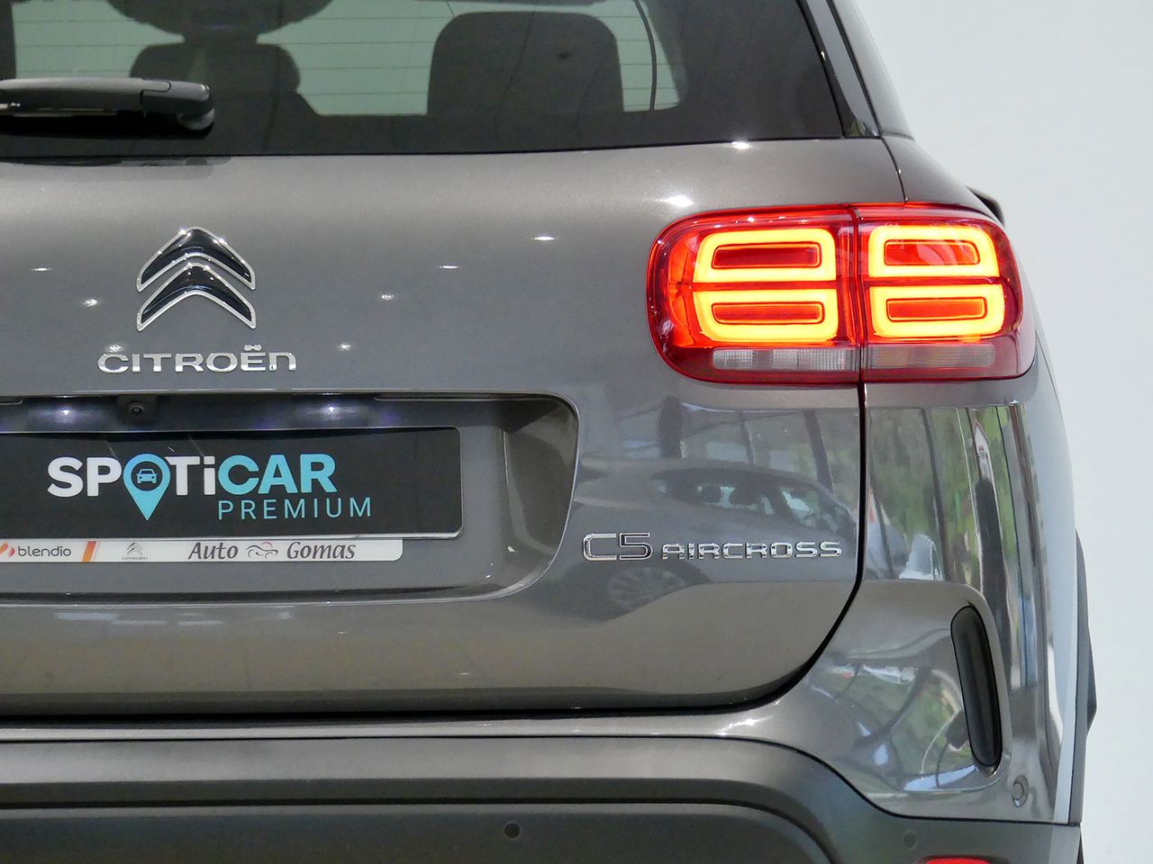 Citroën C5 Aircross 1.6 HYBRID 225CV SHINE AUTO 165KW 5P - foto 12