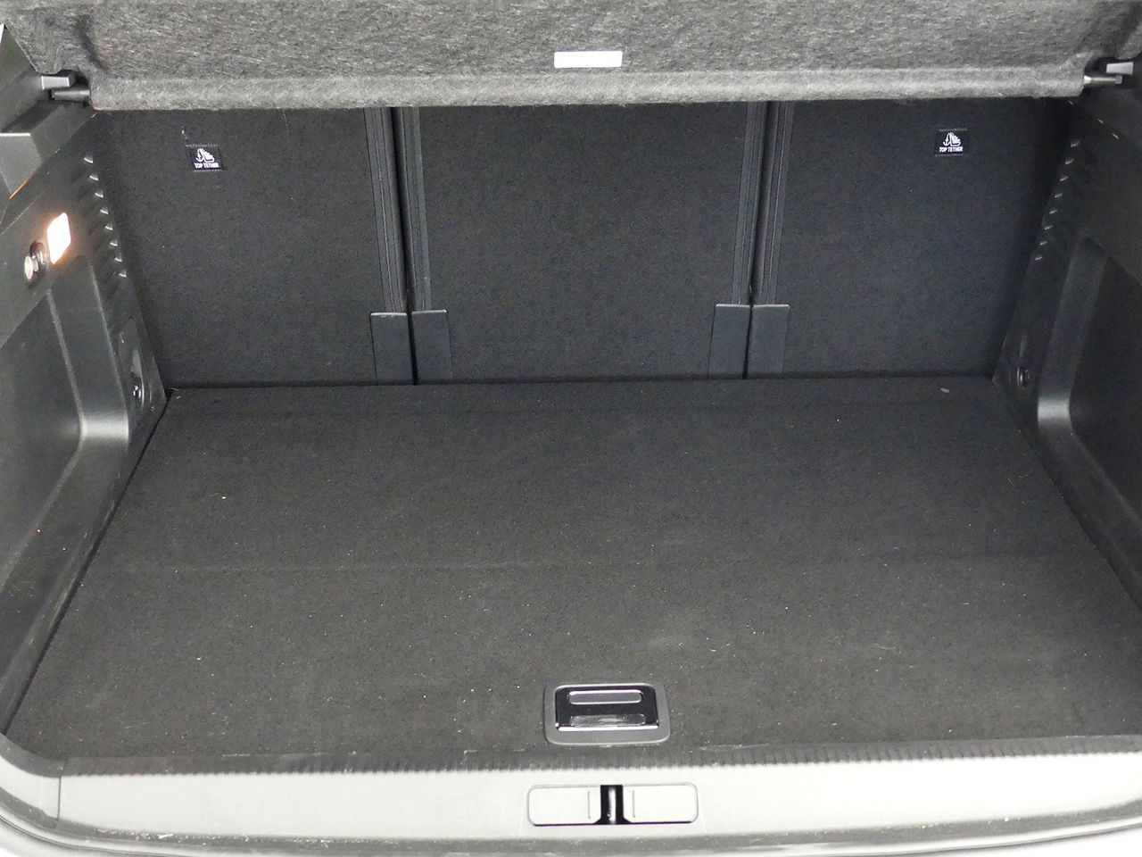 Citroën C5 Aircross 1.6 HYBRID 225CV FEEL AUTO 5P 165KW - foto 9