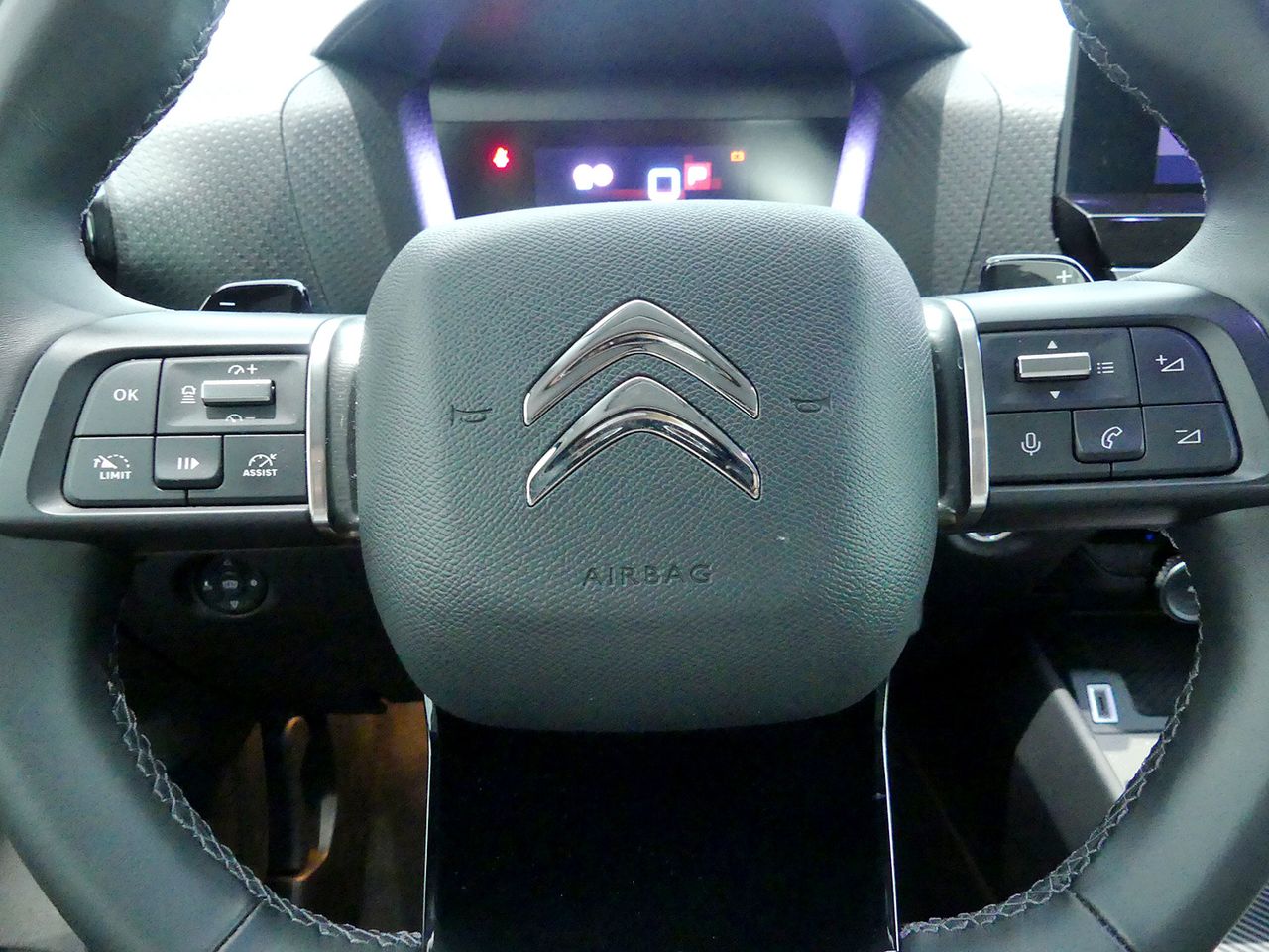 Citroën C4 BEV 50KW ELECTRIC SHINE 136CV 5P - foto 19