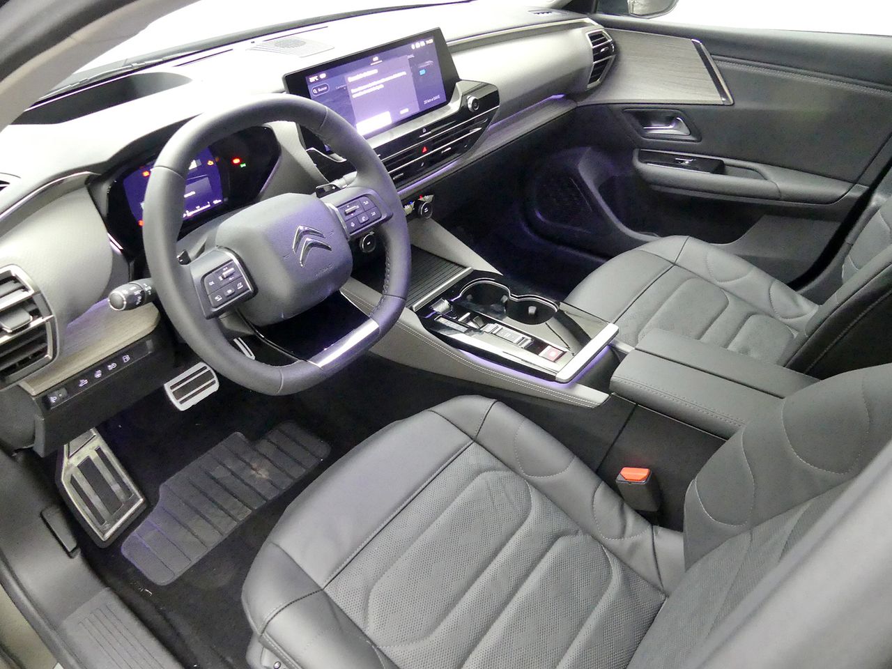 Citroën C5 X 1.6 HYBRID 225 SHINE AUTO 225 5P - foto 14