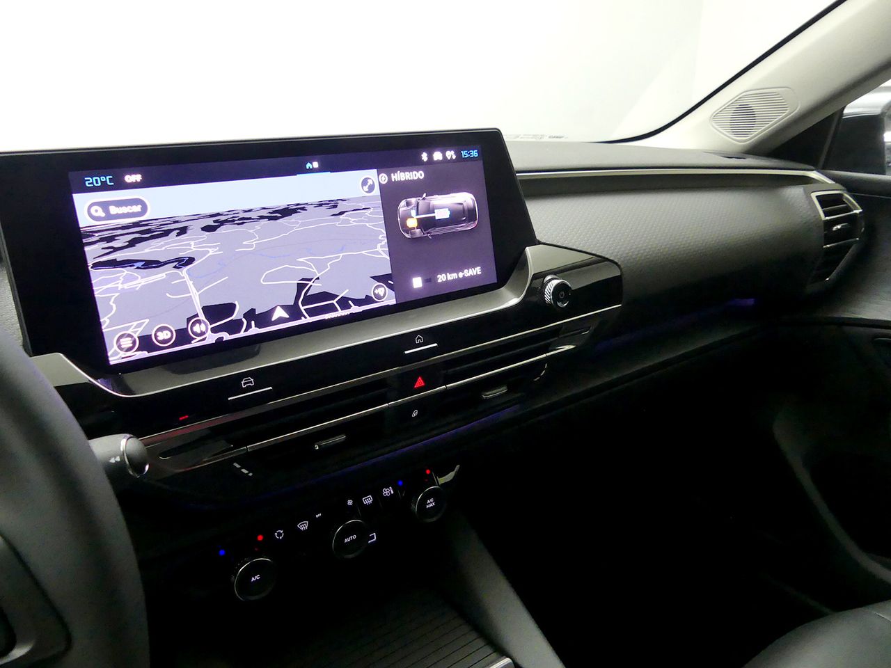 Citroën C5 X 1.6 HYBRID 225 SHINE AUTO 225 5P - foto 21