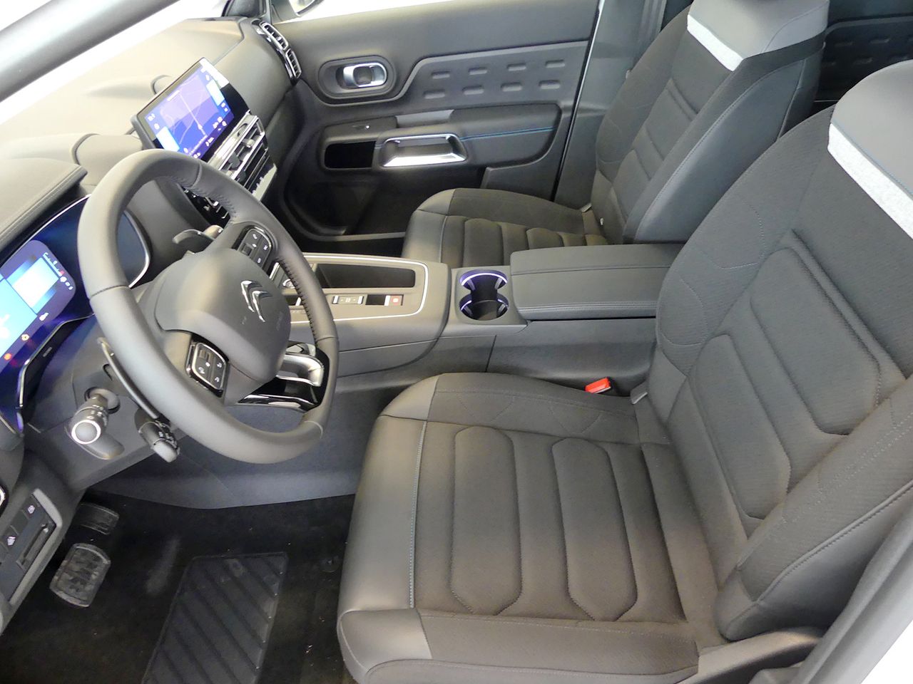 Citroën C5 Aircross 1.6 HYBRID 225CV FEEL PACK AUTO 5P 8V - foto 16