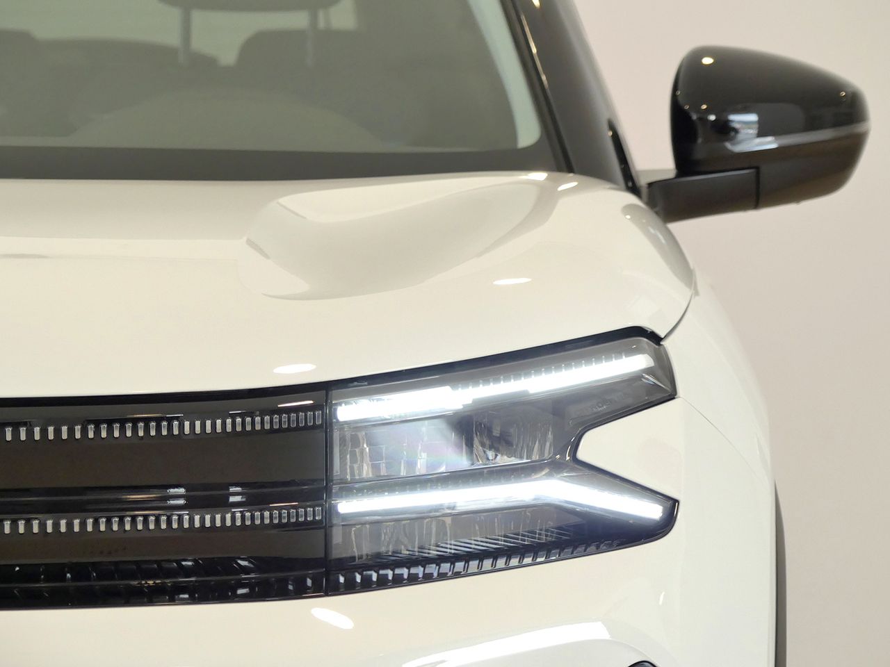 Citroën C5 Aircross 1.6 HYBRID 225CV FEEL PACK AUTO 5P 8V - foto 12