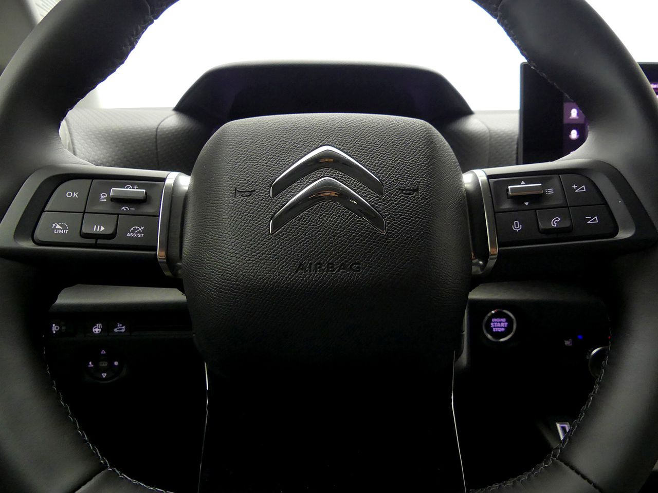 Citroën C4 X BEV 50 KWH ELECTRIC SHINE 136 4P - foto 17