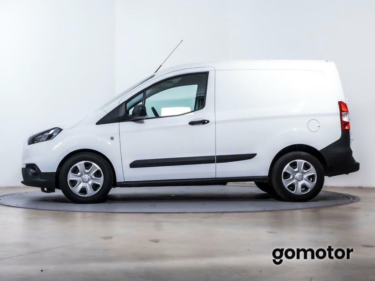 ford transit courier 2018 / foto grande (3)