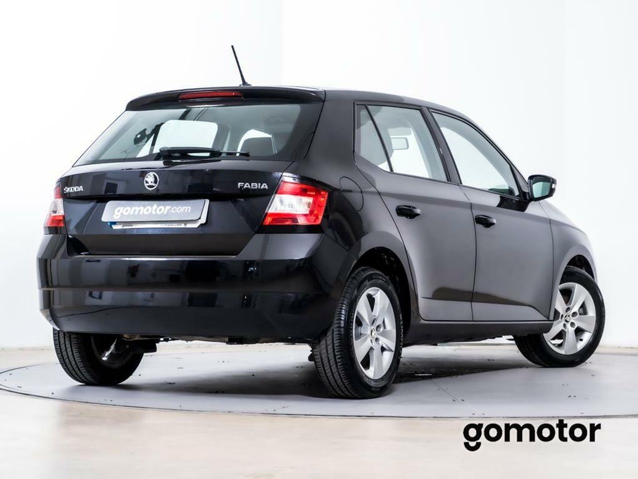 skoda fabia 2017 / foto grande (2)