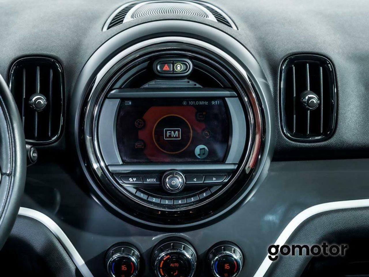 MINI COUNTRYMAN Cooper S E All4 - foto 19