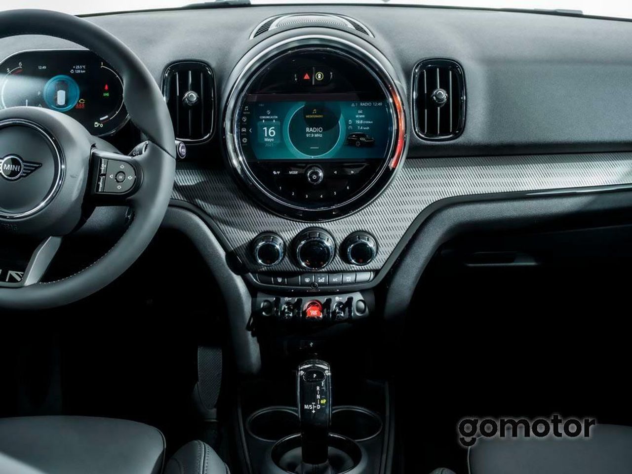 MINI COUNTRYMAN COOPER D AUT (F60) - foto 17