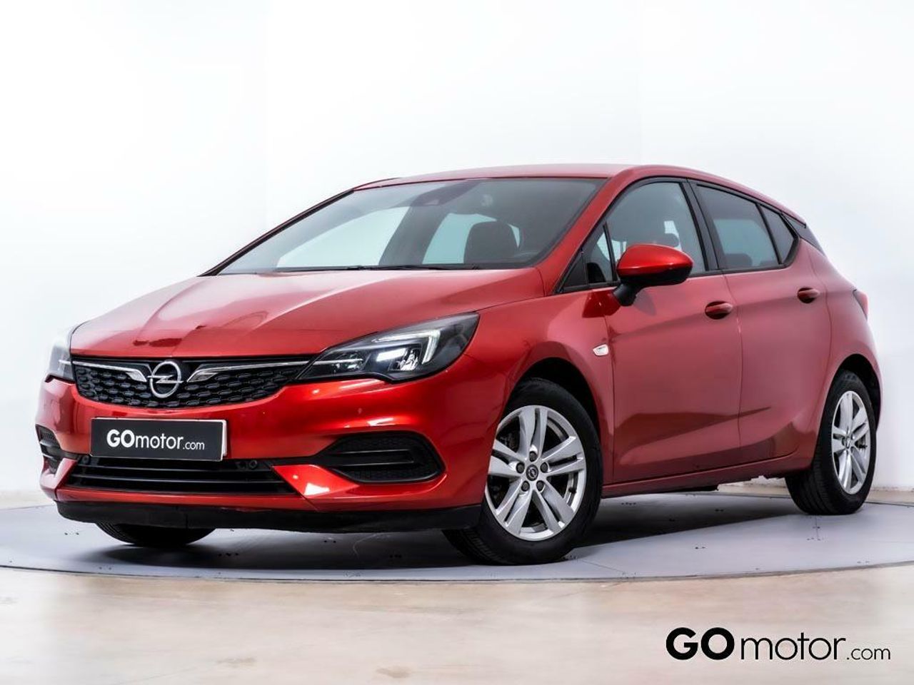 Foto opel astra 2020 /