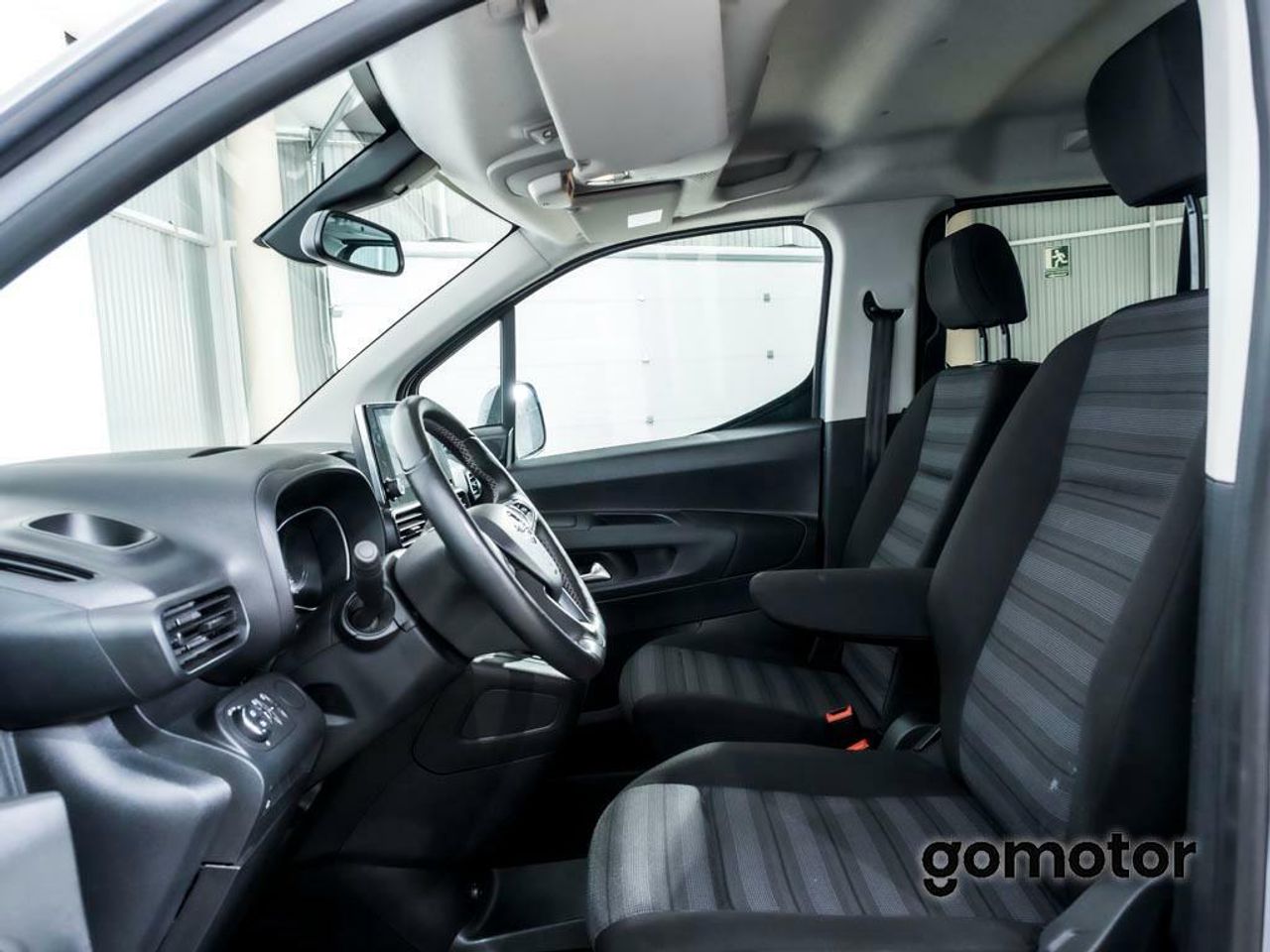 OPEL COMBO LIFE 1.5 TD 96KW (130CV) S/S INNOVATION L 5P - foto 14