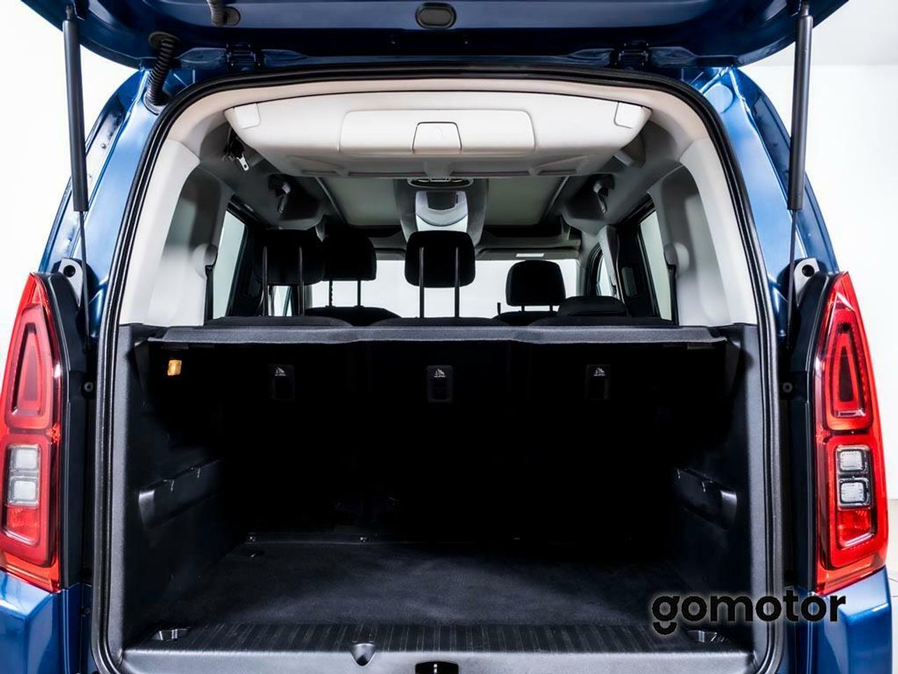 OPEL COMBO LIFE INNOVATION 1.5 TD 100CV 5P - foto 11