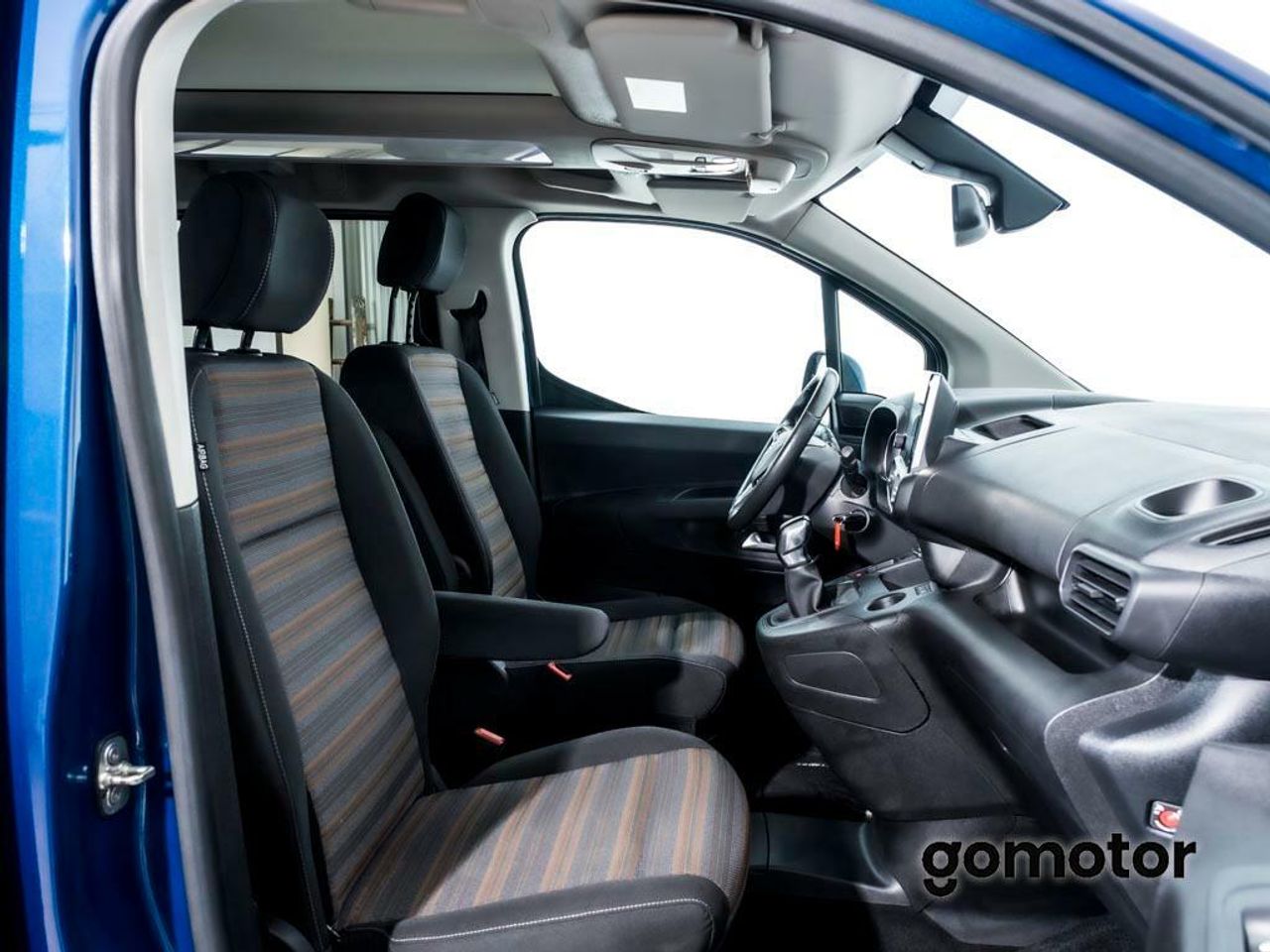OPEL COMBO LIFE INNOVATION 1.5 TD 100CV 5P - foto 9
