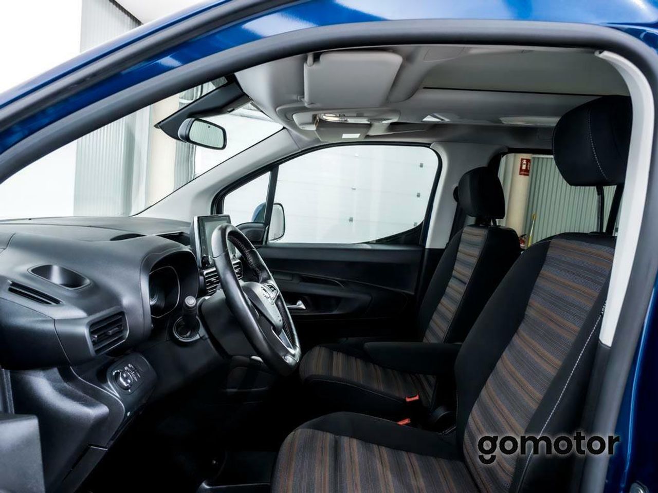 OPEL COMBO LIFE INNOVATION 1.5 TD 100CV 5P - foto 13